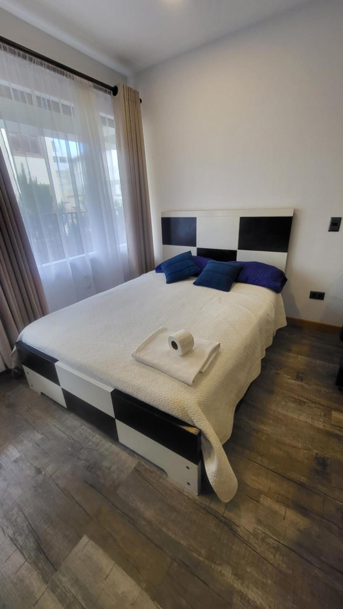 Calido Y Elegante Apartment